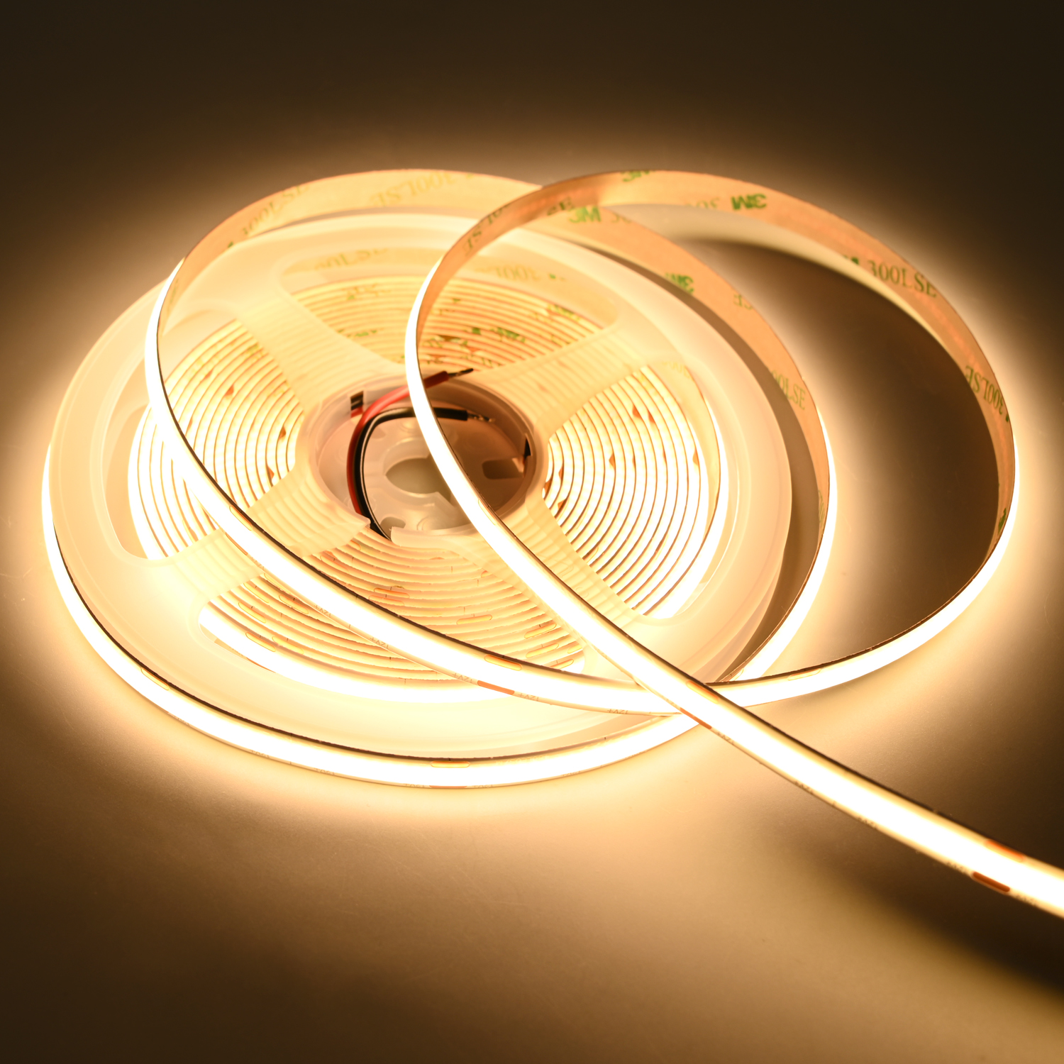 REELTECH 12v LED Tape 480 LEDs per metre 10w warm white 09